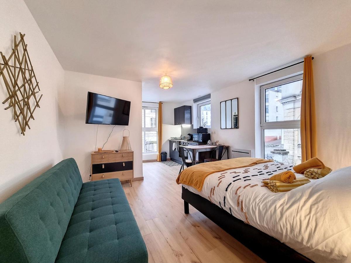 Agathe Apartment Rouen Bagian luar foto
