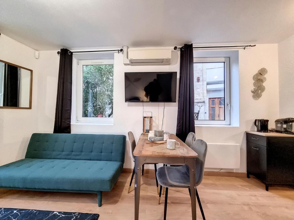 Agathe Apartment Rouen Bagian luar foto