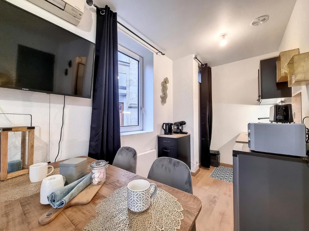 Agathe Apartment Rouen Bagian luar foto